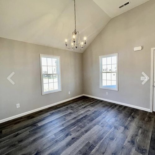 Laminate flooring installation in Portland and White House, TN by FLOOR CO.